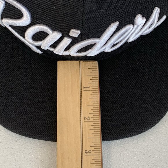 Raiders New Era 9Fifty NFL Snapback Cap Black Embroidered White Spellout Logo - Picture 10 of 11